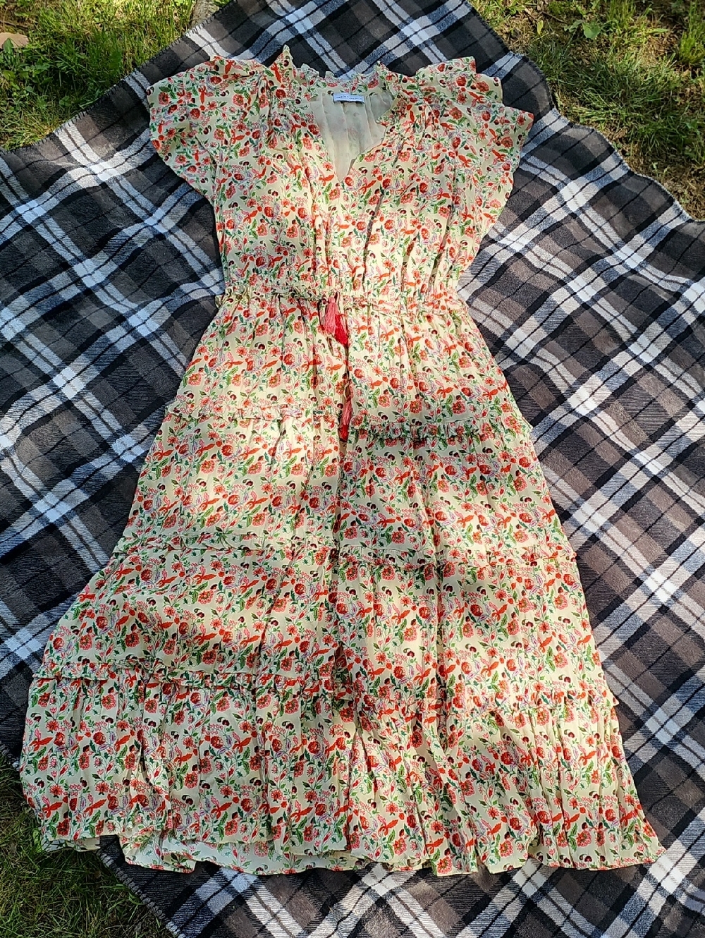 Gibson Latimer Cream Floral Ruffle-Trim Blouse with Red & Green Print (A)